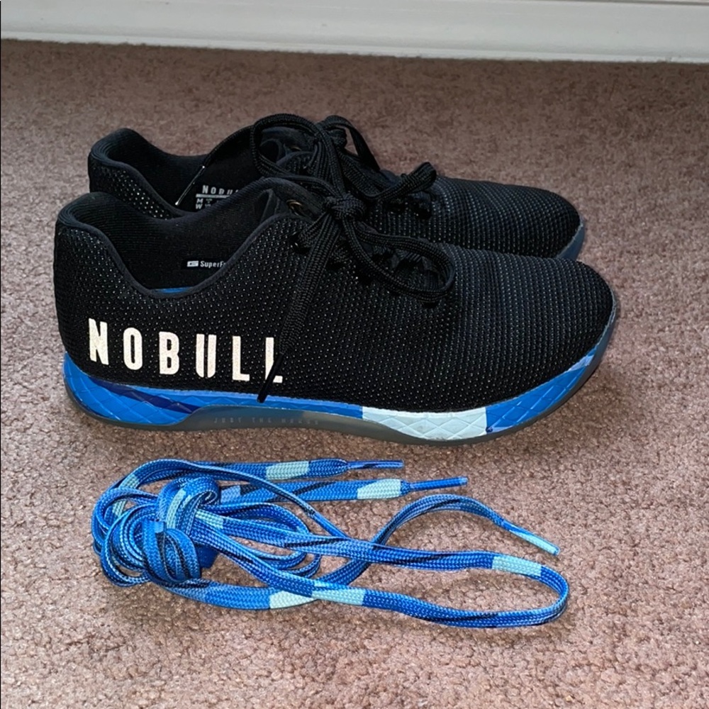NOBULL sz7.5 - Black Trainers -✨GENTLY USED✨
